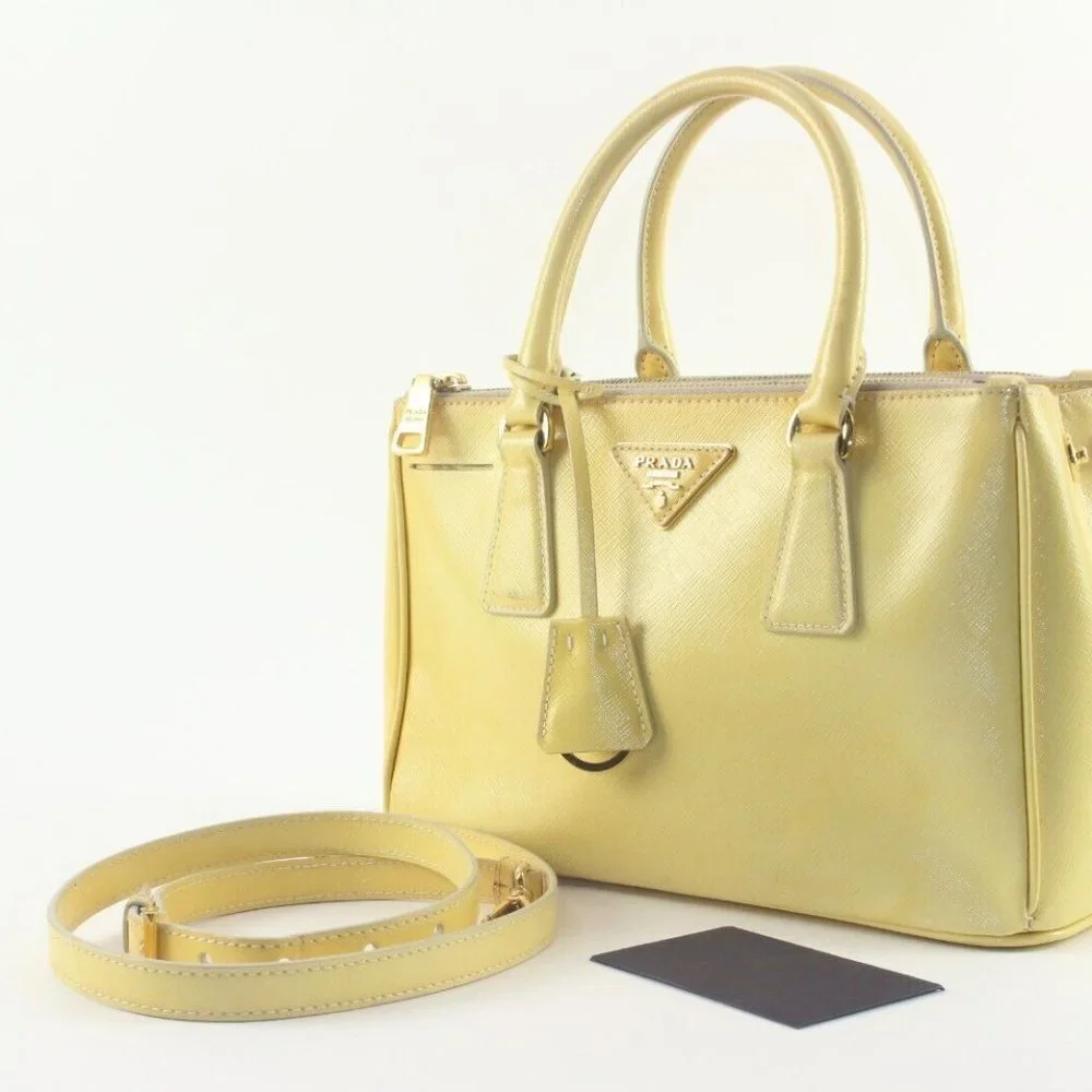 Prada Saffiano Luxe Tote 2way with Strap 6PR1130K
